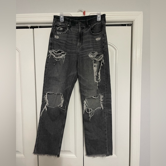 American Eagle Ripped Jeans - Picture 1 of 3